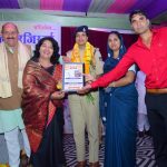 आष्टा प्रेस क्लब द्वारा आयोजित सम्मान समारोह में जावर थाना प्रभारी नीता देअरवाल जी को किया गया सम्मानित